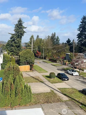 a view of the terrace view