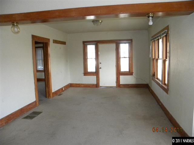 845 Wheeler Avenue Reno, NV 89502 - Photo 3 of 8 a view of empty room with windows