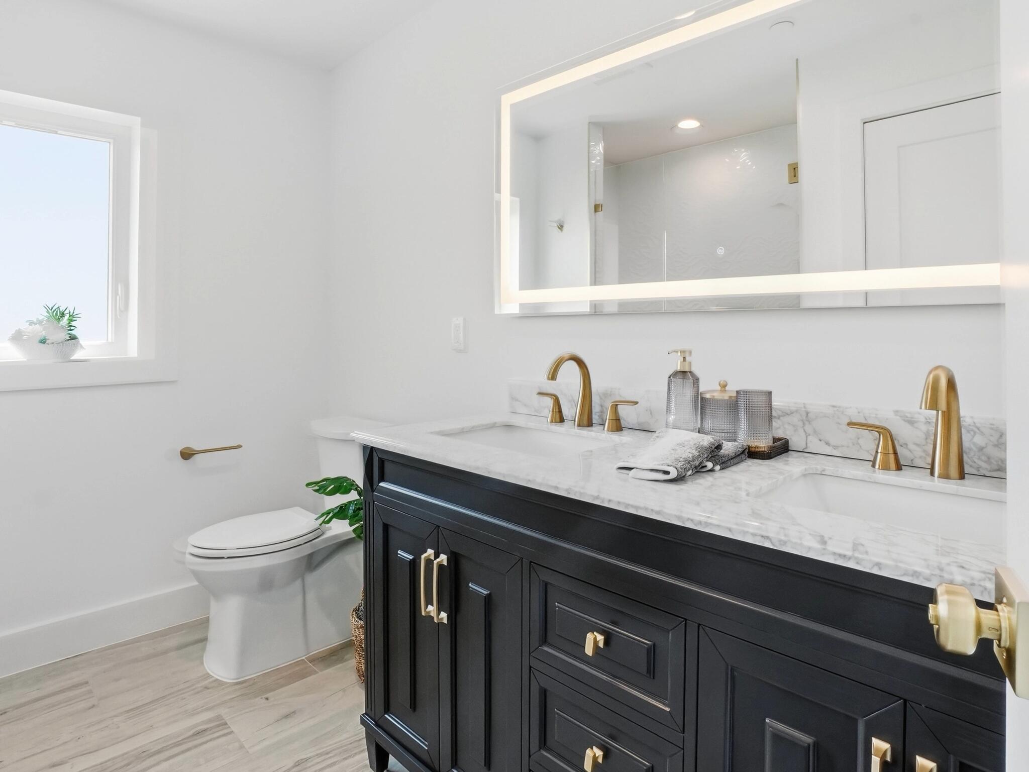 107 Desota Street Hutchinson Island, FL 34949 - Photo 17 of 60 1_00025