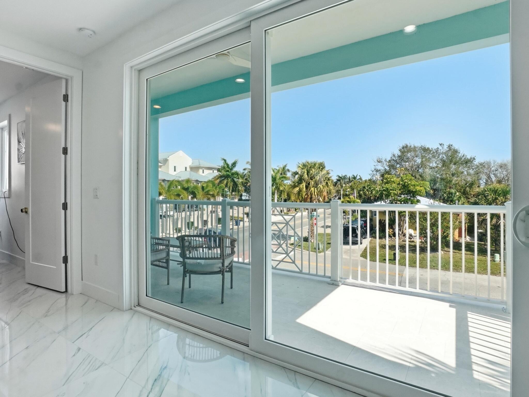 107 Desota Street Hutchinson Island, FL 34949 - Photo 37 of 60 1_00047