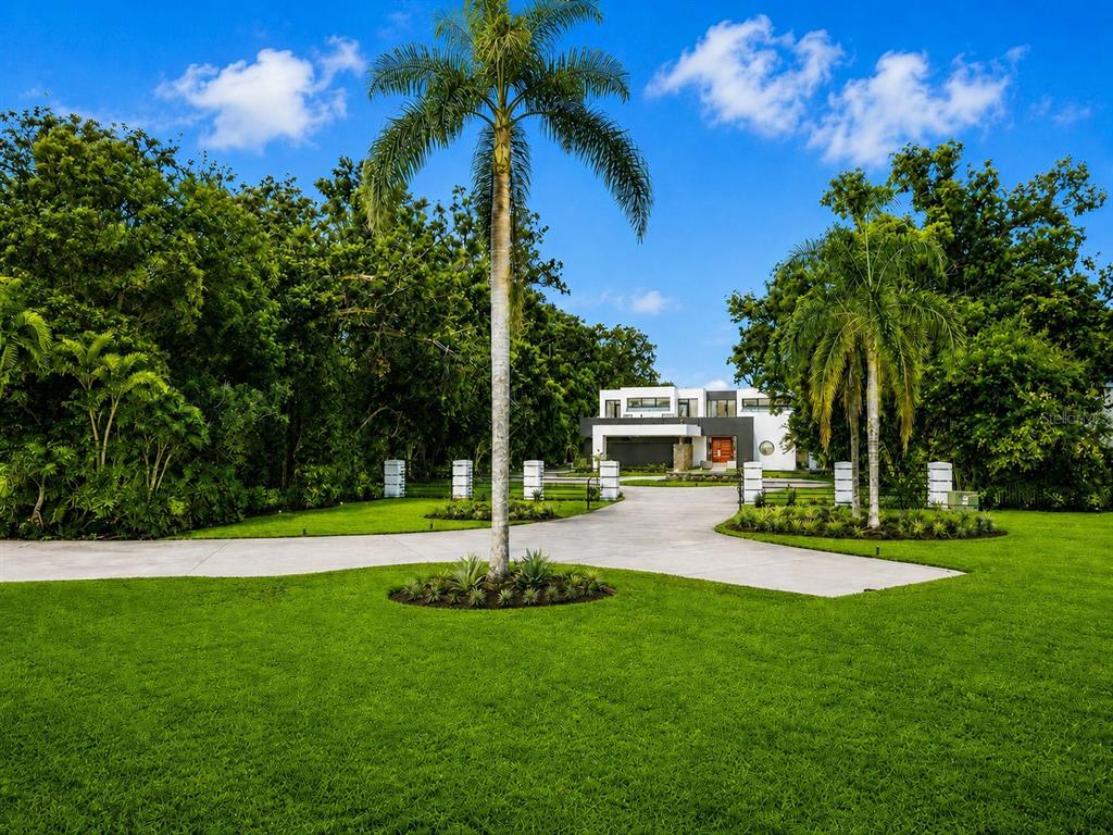 3330 Ehrlich Road Tampa, FL 33618 - Photo 2 of 84