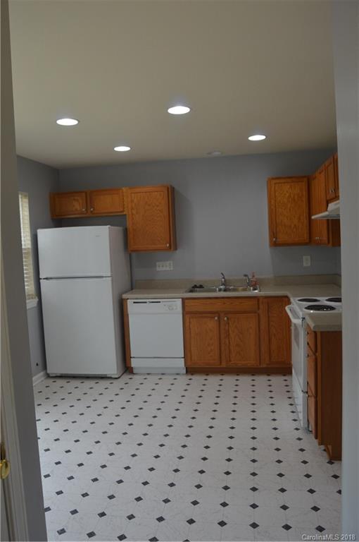 138 Unit D Limerick Road Mooresville, NC 28115 - Photo 3 of 15 Gallery Image 3
