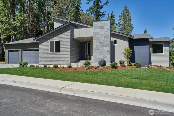 $959,990 | 17603 142nd Avenue East, Unit 13, Puyallup, WA 98374