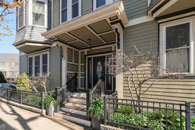 $739,000 | 782 Dorchester Avenue, Unit 3, Boston, MA 02125