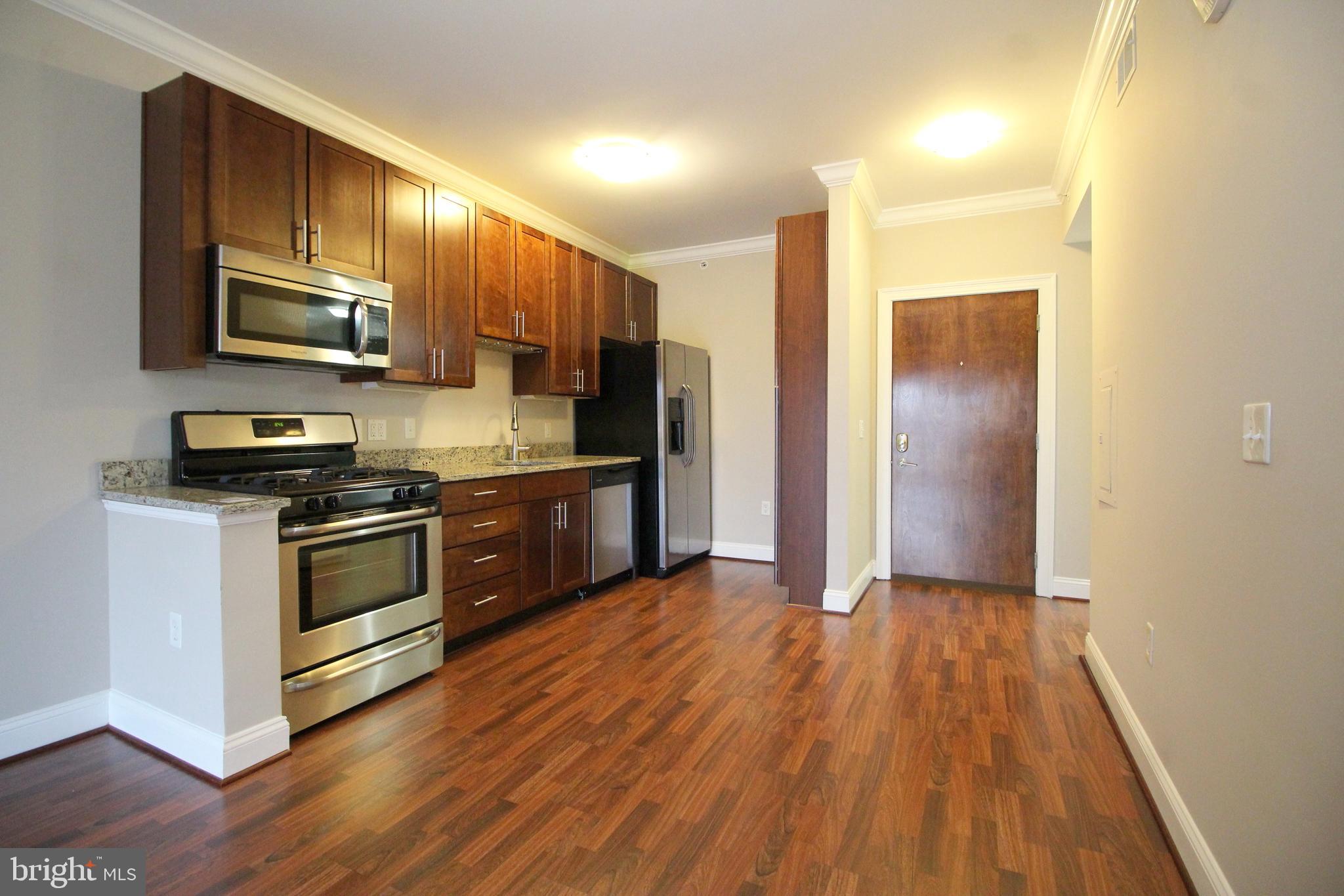 6301 Edsall Road, Unit 418 Alexandria, VA 22312 - Photo 6 of 20