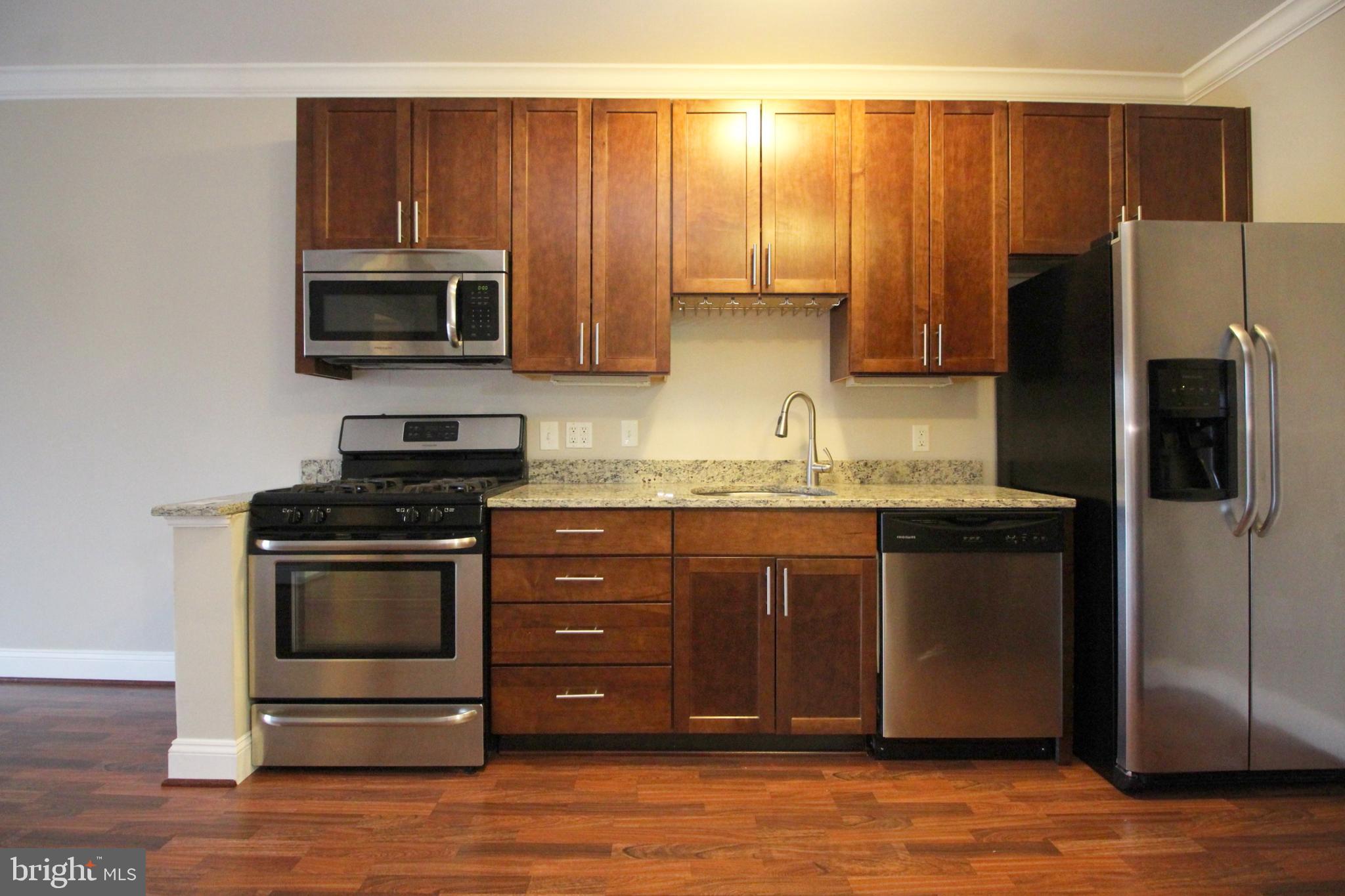 6301 Edsall Road, Unit 418 Alexandria, VA 22312 - Photo 7 of 20