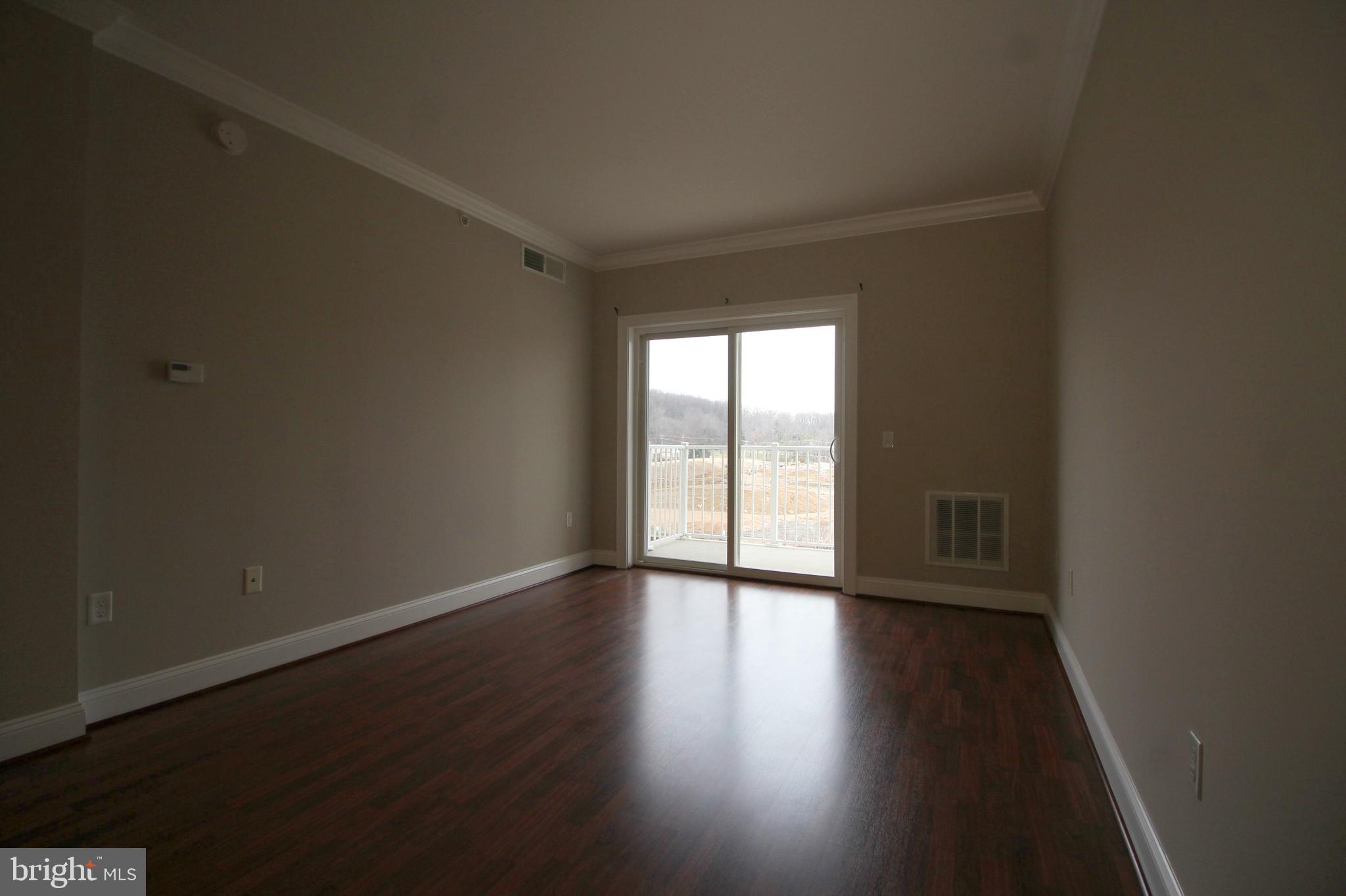 6301 Edsall Road, Unit 418 Alexandria, VA 22312 - Photo 10 of 20