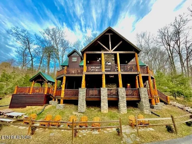 $2,095,000 | 2154 Loafers Glory Way, Gatlinburg, TN 37738