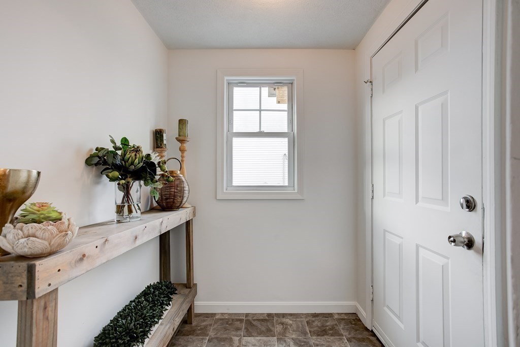 14 Bay Road Revere, MA 02151 - Photo 15 of 17