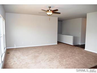 1008 Hawkridge Belleville, IL 62221 - Photo 4 of 16 Gallery Image 4