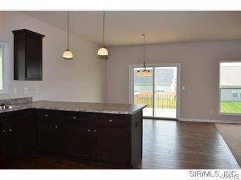 1008 Hawkridge Belleville, IL 62221 - Photo 9 of 16 Gallery Image 9