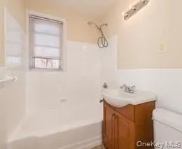 $2,500 | 87-16 Commonwealth Boulevard, Unit 2 | Bellerose