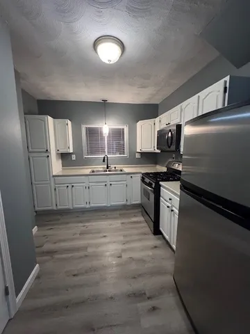 $1,800 | 268 Nelson Street, Unit 1, Providence, RI 02908