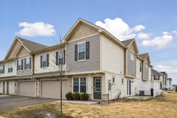 $360,000 | 10907 Everest Place North, Osseo, MN 55369