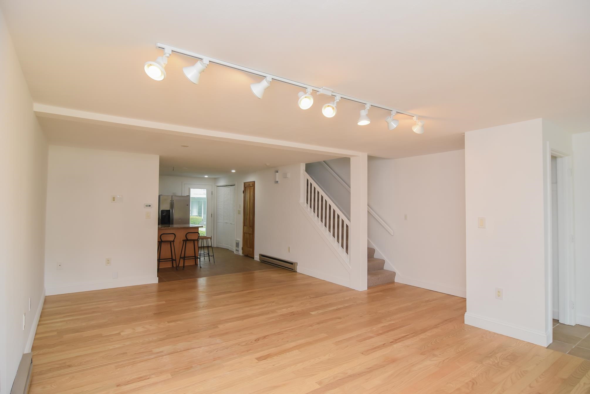 23 Cusack Road, Unit 10 Hampton, NH 03842 - Photo 8 of 39