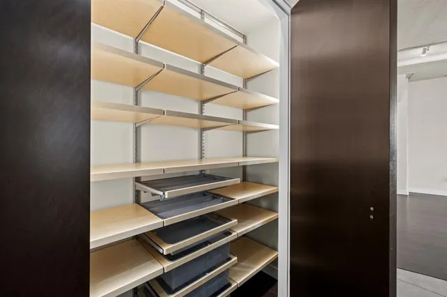 $525,000 | 2600 West 7th Street, Unit 1439, Fort Worth, TX 76107