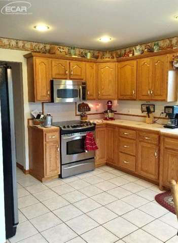 6127 West Dodge Road Clio, MI 48420 - Photo 8 of 29 20448933-7.JPG