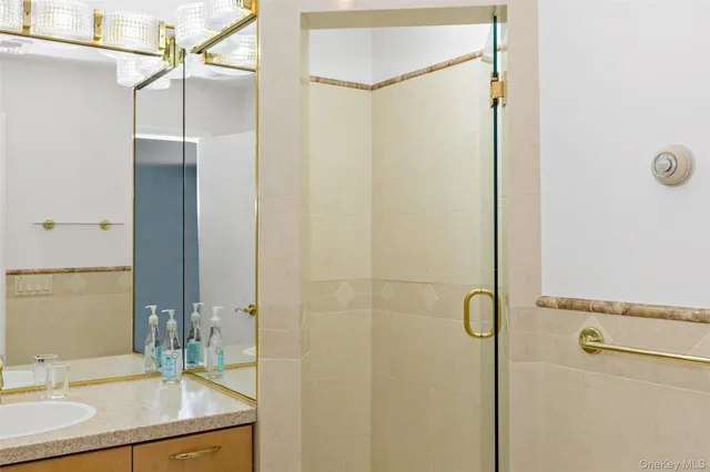 $725,000 | 207 East Hook Road, Hopewell Junction, NY 12533