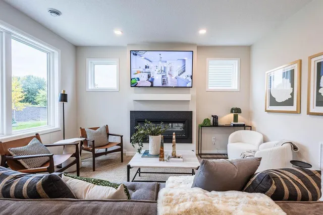 $526,927 | 19160 Cloverleaf Way, Farmington, MN 55024