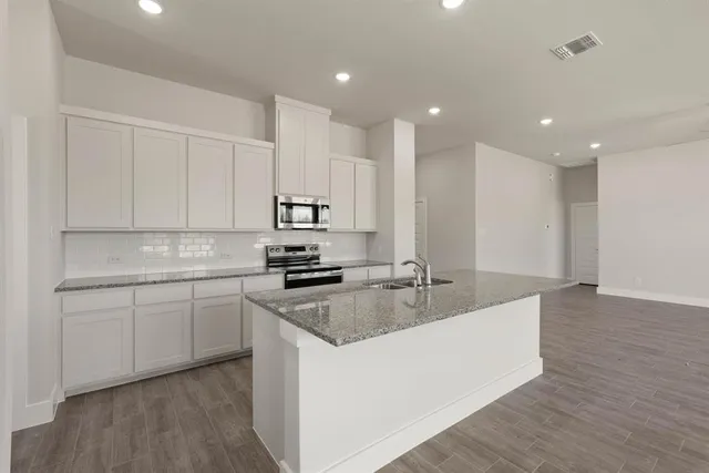 $425,000 | 227 Cr-4690, Boyd, TX 76023