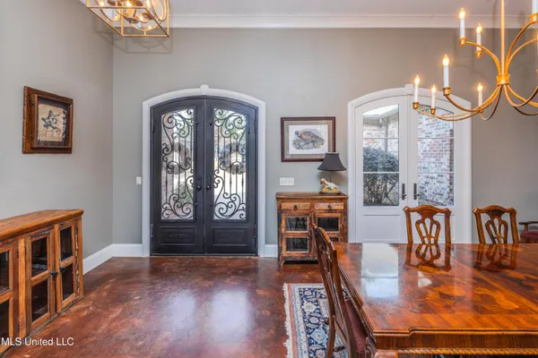 $900,000 | 167 Lakeshire Circle, Canton, MS 39046