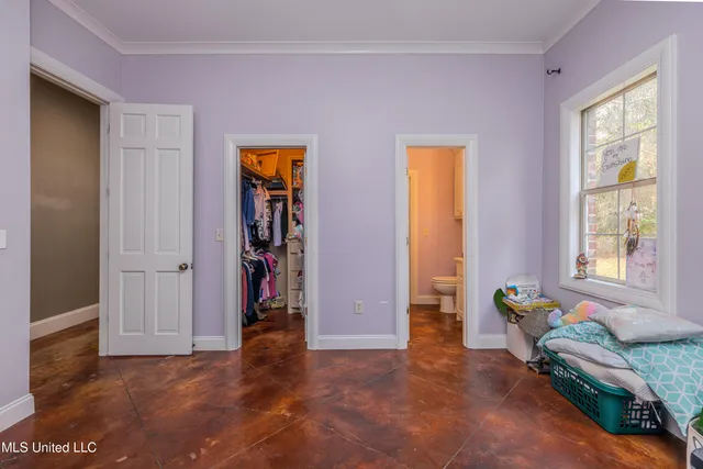 $900,000 | 167 Lakeshire Circle, Canton, MS 39046