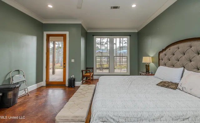 $900,000 | 167 Lakeshire Circle, Canton, MS 39046