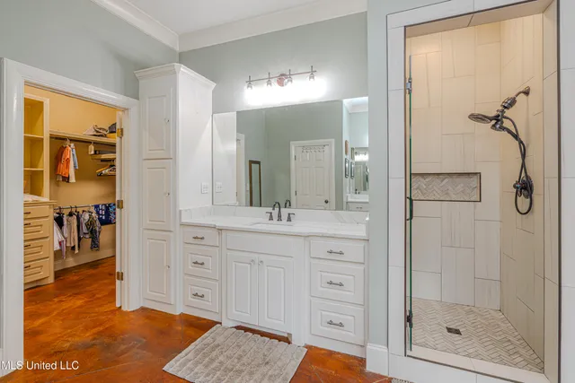 $900,000 | 167 Lakeshire Circle, Canton, MS 39046