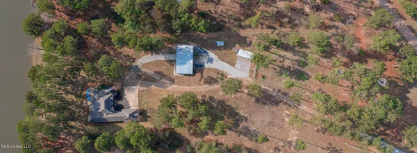 $900,000 | 167 Lakeshire Circle, Canton, MS 39046