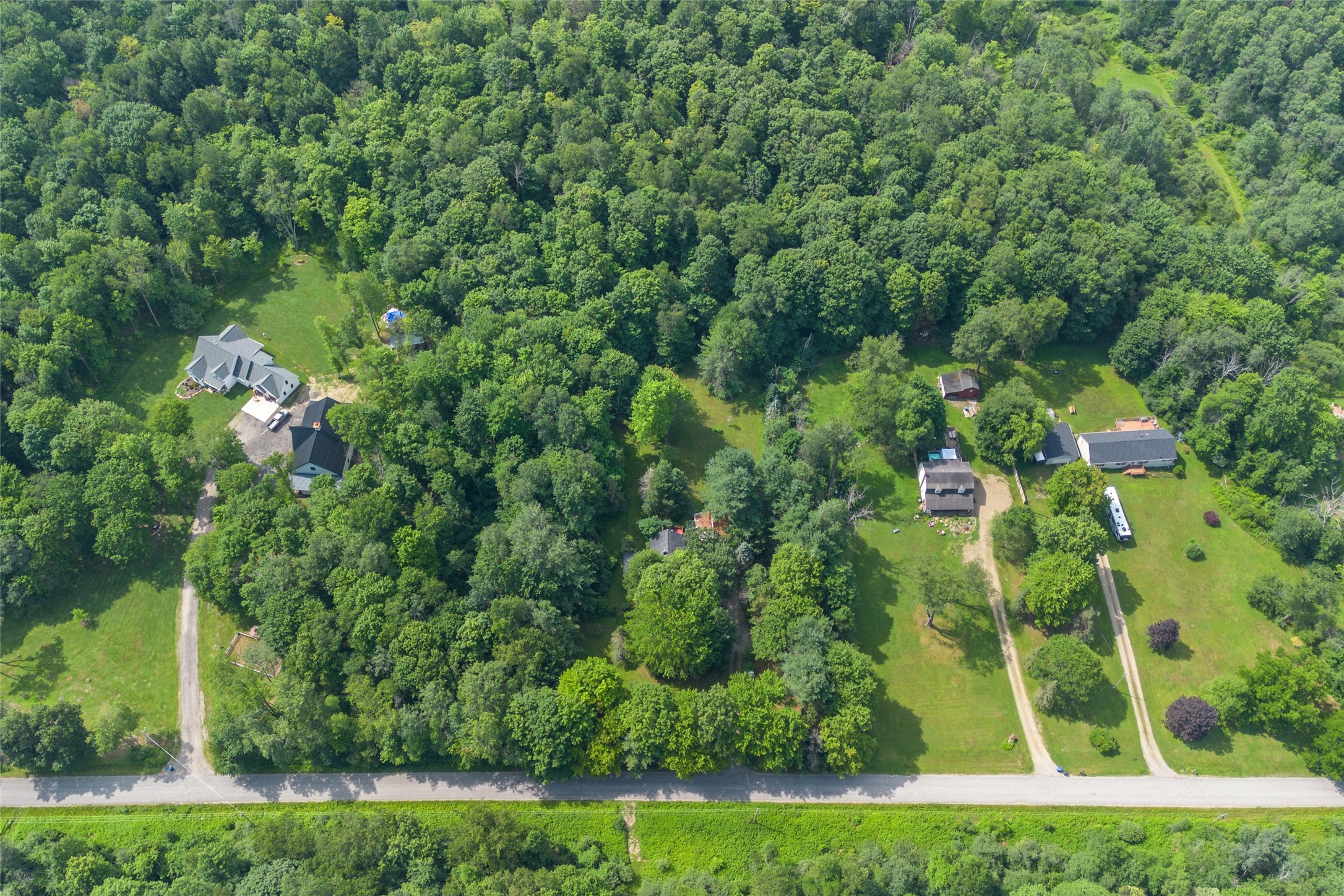 13173 Clute Road Waterford, PA 16441 - Photo 7 of 10