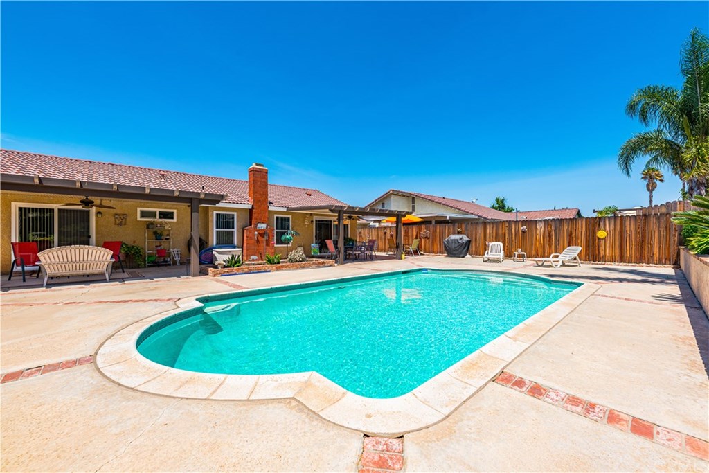 12066 Taylor Street Riverside, CA 92503 - Photo 27 of 36