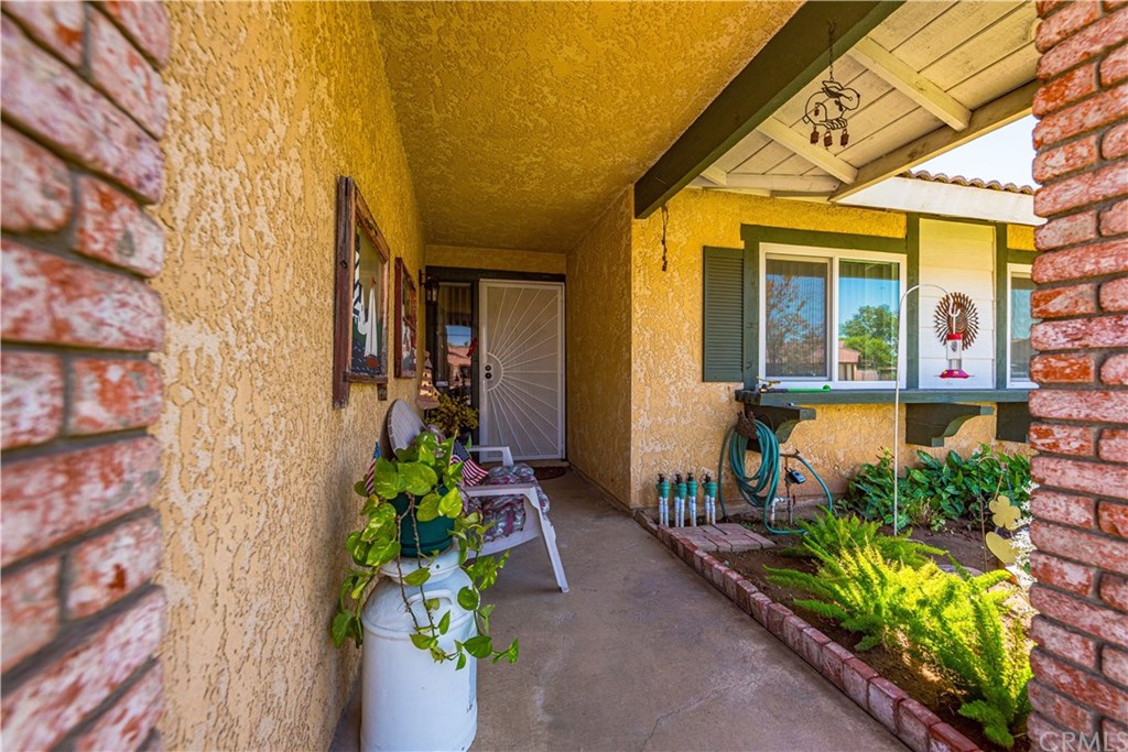 12066 Taylor Street Riverside, CA 92503 - Photo 9 of 36