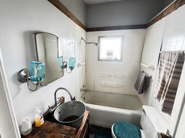 $359,900 | N9307 Old Highway, Pardeeville, WI 53954