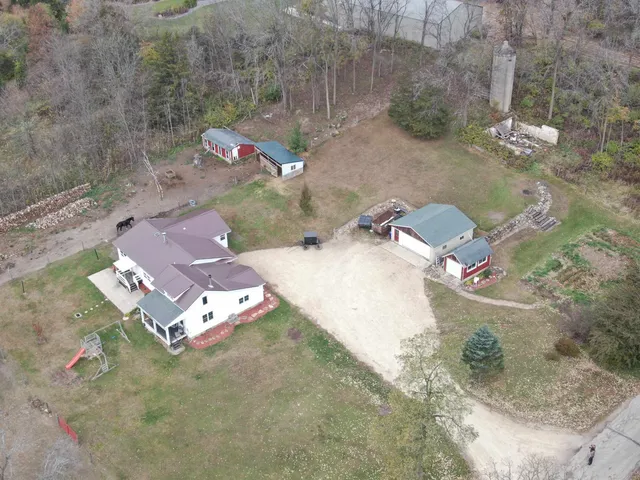 $359,900 | N9307 Old Highway, Pardeeville, WI 53954