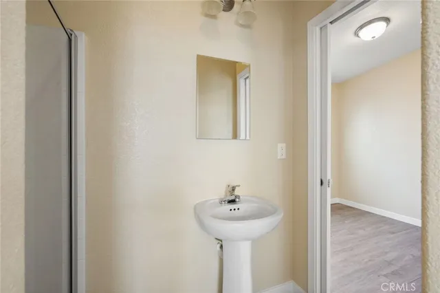 $119,950 | 8250 Lankershim Boulevard, Unit 73, North Hollywood, CA 91605