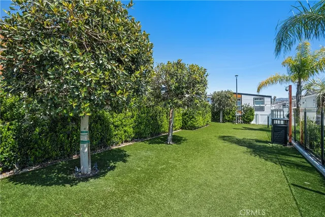 $119,950 | 8250 Lankershim Boulevard, Unit 73, North Hollywood, CA 91605