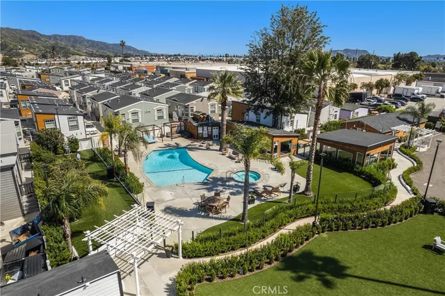 $119,950 | 8250 Lankershim Boulevard, Unit 73, North Hollywood, CA 91605