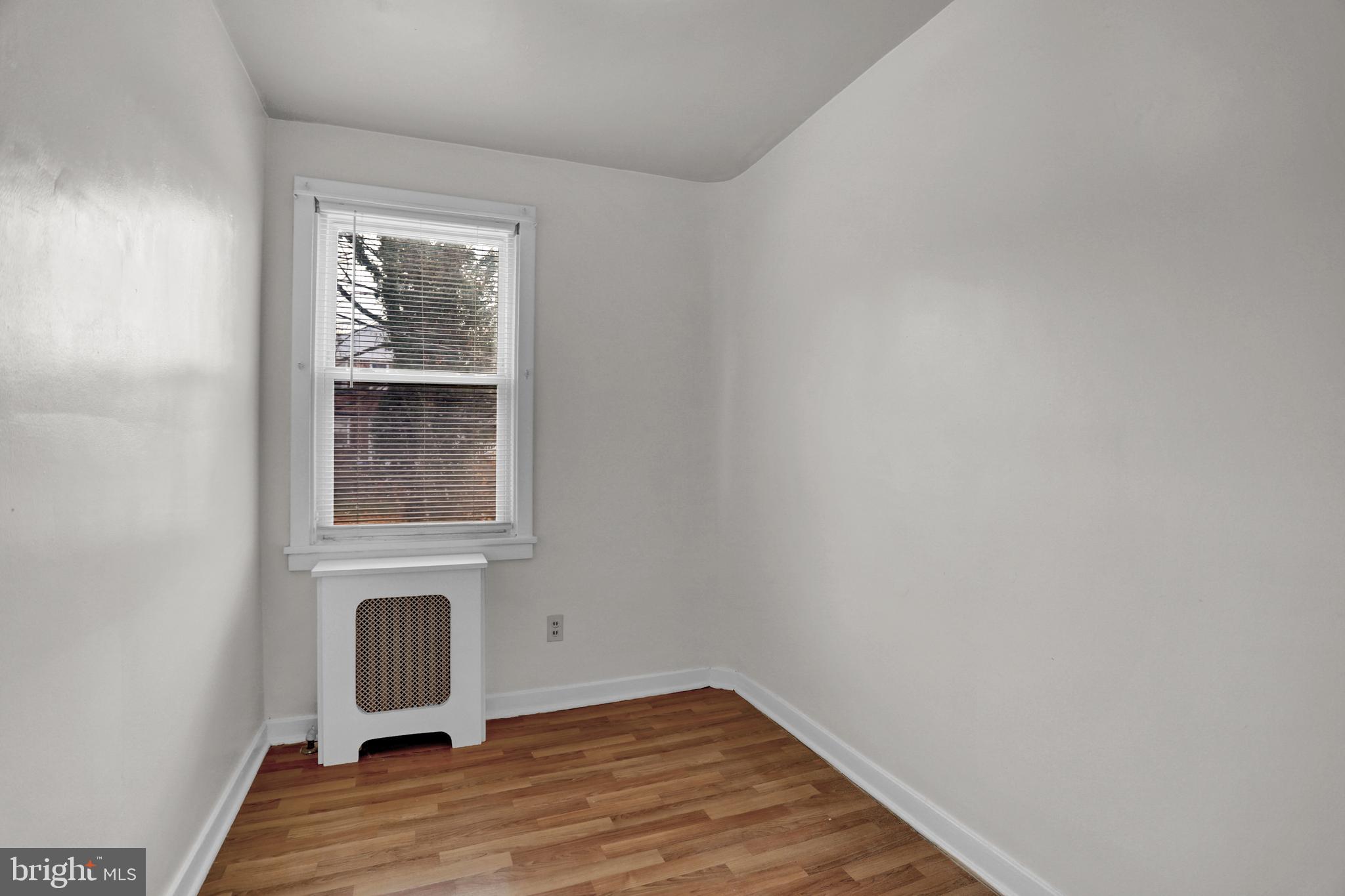 4441 Pen Lucy Road Baltimore, MD 21229 - Photo 16 of 25 Bedroom 2