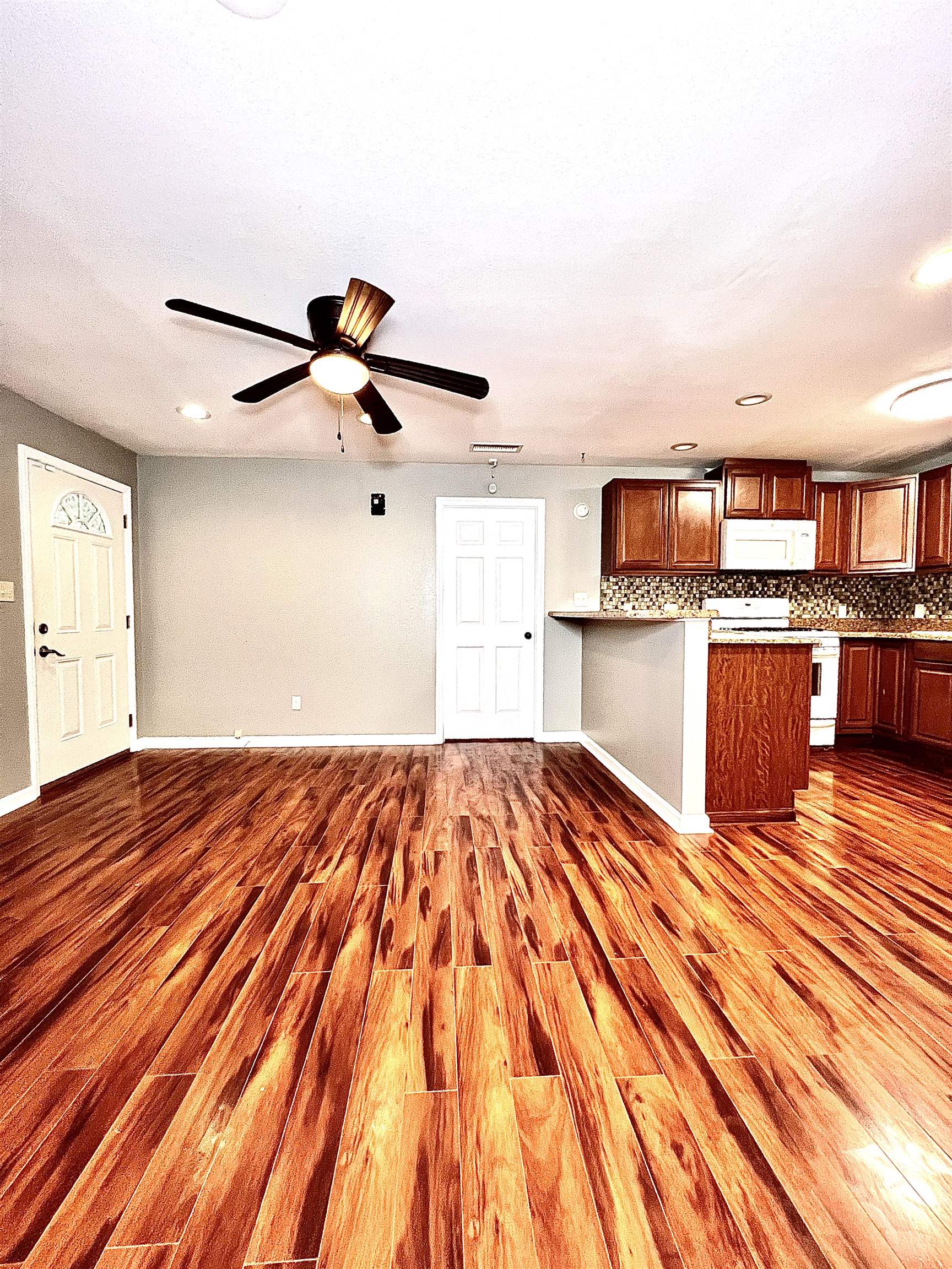 822 California Street Tallahassee, FL 32304 - Photo 11 of 17