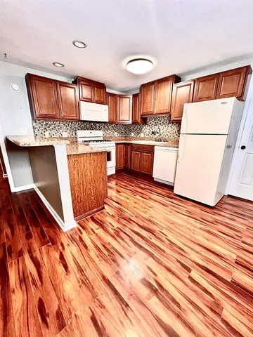 $1,750 | 822 California Street, Tallahassee, FL 32304