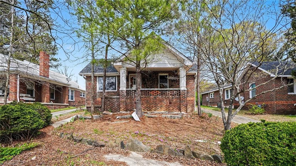604 Chandler Avenue High Point, NC 27262 - Photo 2 of 7