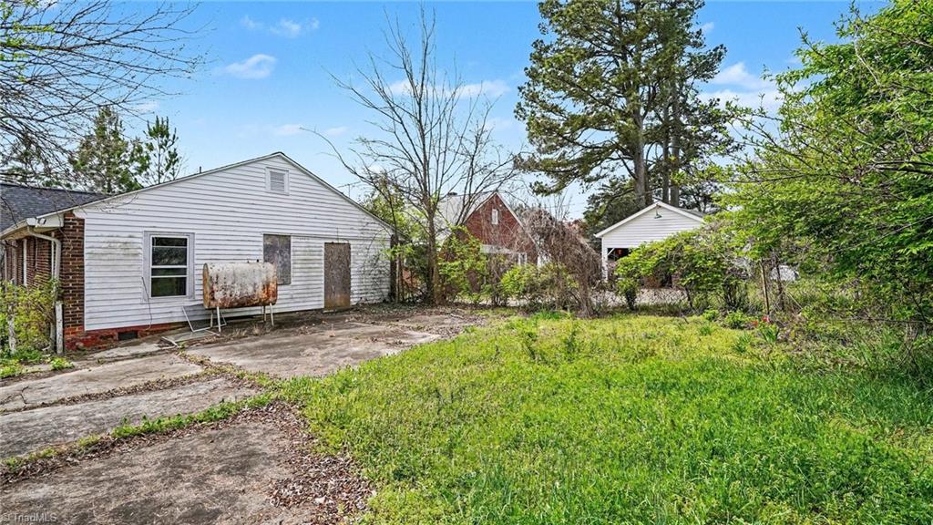 604 Chandler Avenue High Point, NC 27262 - Photo 6 of 7