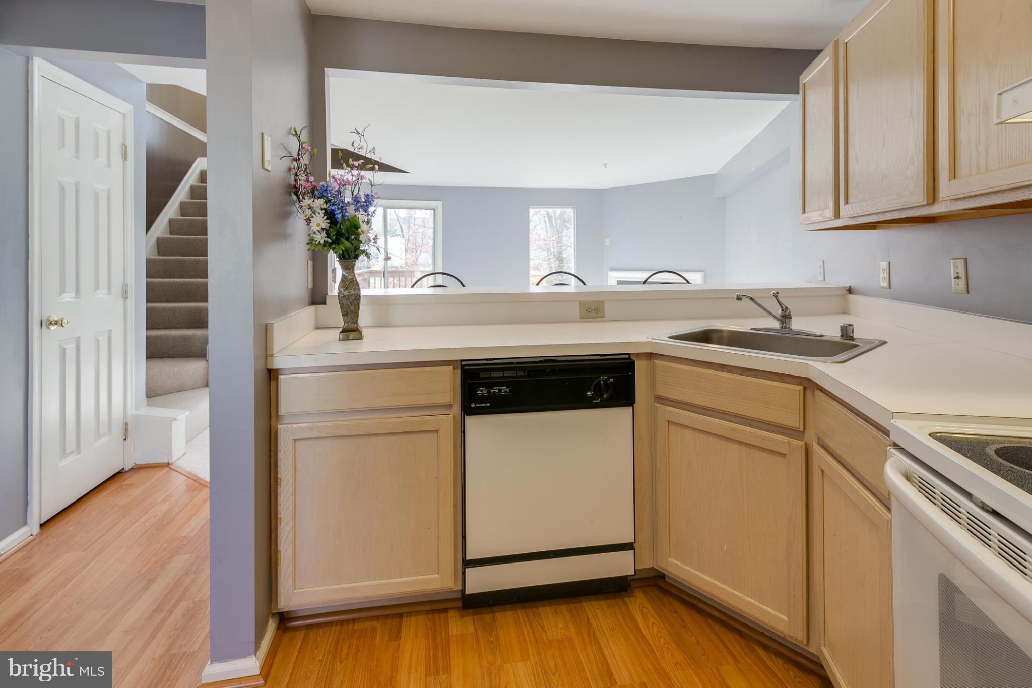212 Sycamore Ridge Road Laurel, MD 20724 - Photo 3 of 30 Kitchen