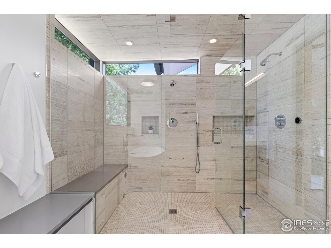 550 Iris Avenue Boulder, CO 80304 - Photo 29 of 40 a bathroom with a shower