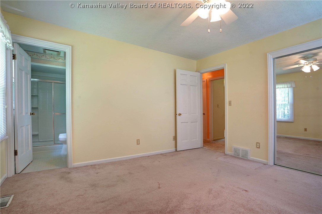 1406 Nottingham Road Charleston, WV 25314 - Photo 27 of 33 Gallery Image 27