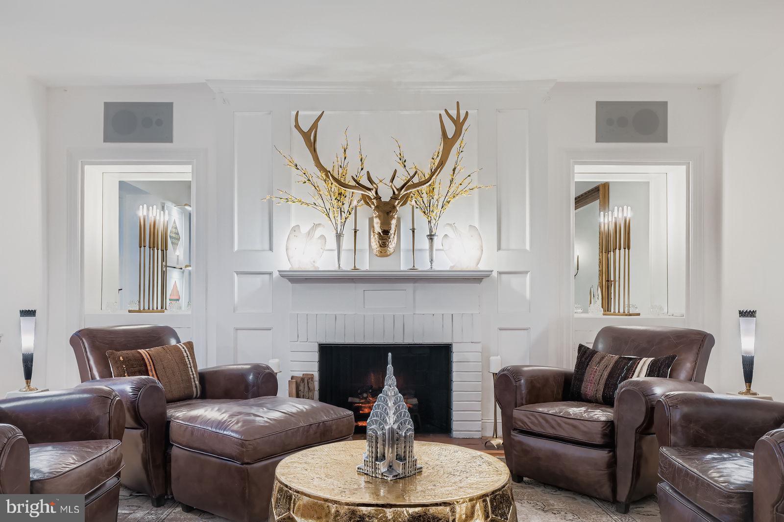 2436 Pickwick Road Baltimore, MD 21207 - Photo 8 of 66 Living Room
