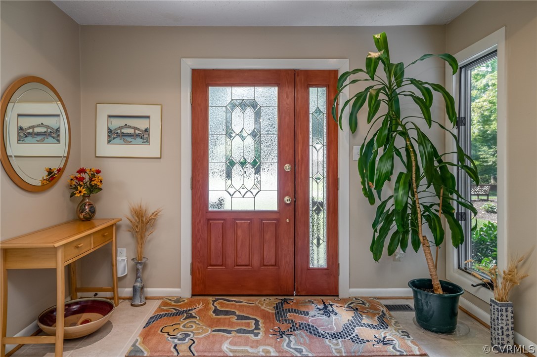 133 Daingerfield Road Williamsburg, VA 23185 - Photo 3 of 39 Welcoming entry with sunny casement window.