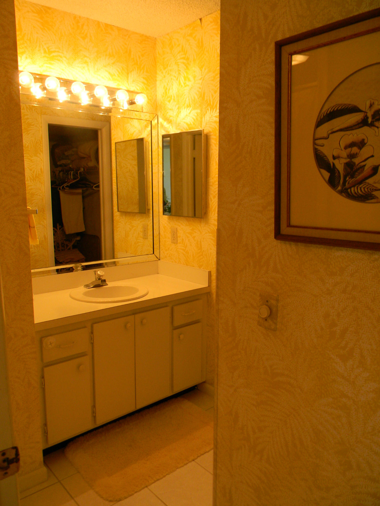 225 South Beach Road, Unit 505 Jupiter, FL 33469 - Photo 15 of 17 Bathroom (2)