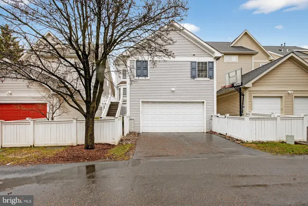 $4,500 | 510 Saddle Ridge Lane, Rockville, MD 20850