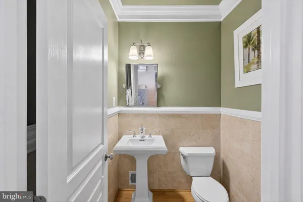 $4,500 | 510 Saddle Ridge Lane, Rockville, MD 20850